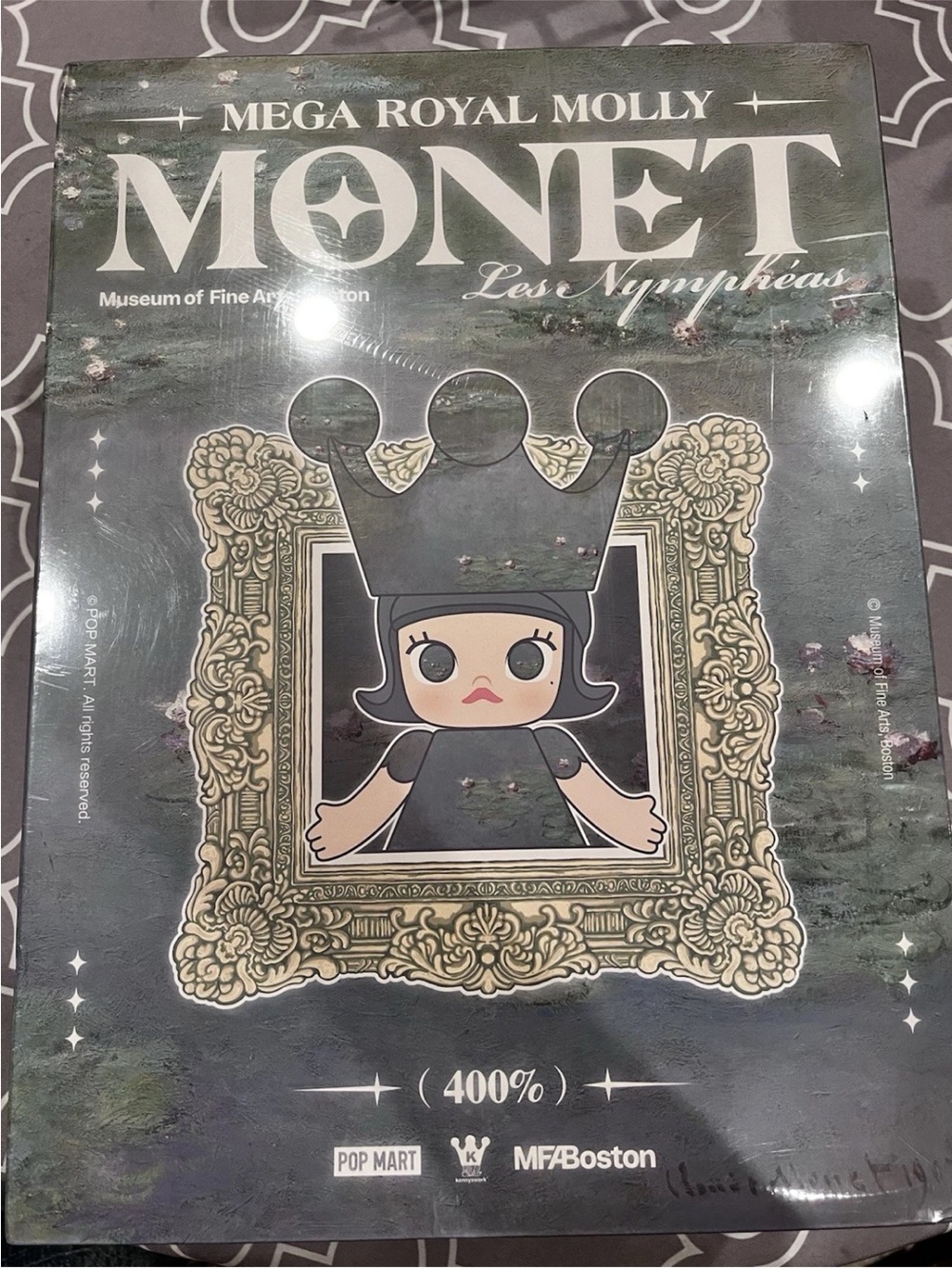 POP MART MEGA ROYAL MOLLY 400% Monet-Les Nymphéas UNOPENED BOX